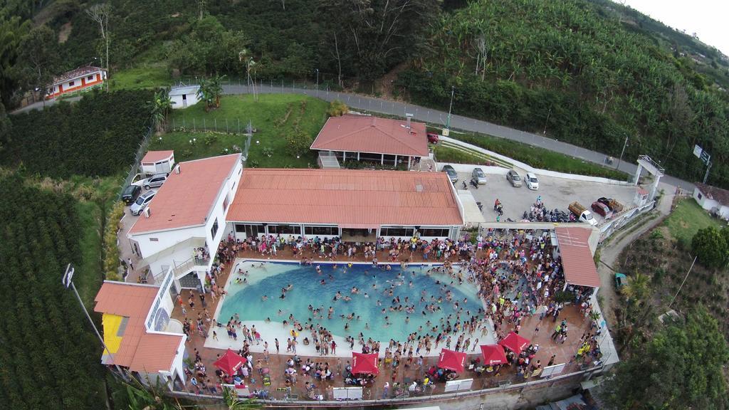 Belen de Umbria Sky Club Eco Hotel מראה חיצוני תמונה